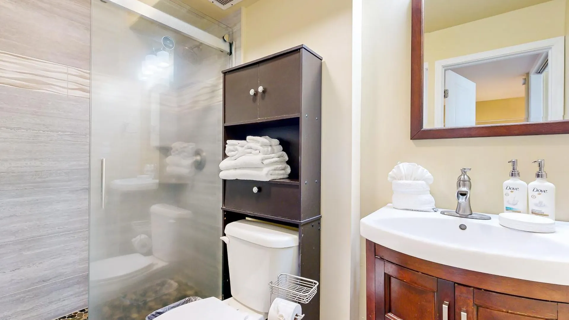 Hale Ono Loa Condo Kahana 0*,  United States